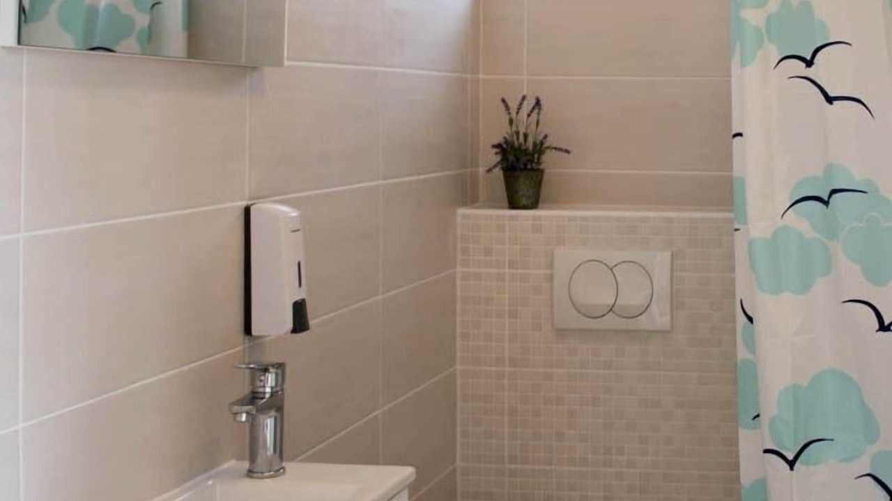 Photo of Bathroom in Lukoran