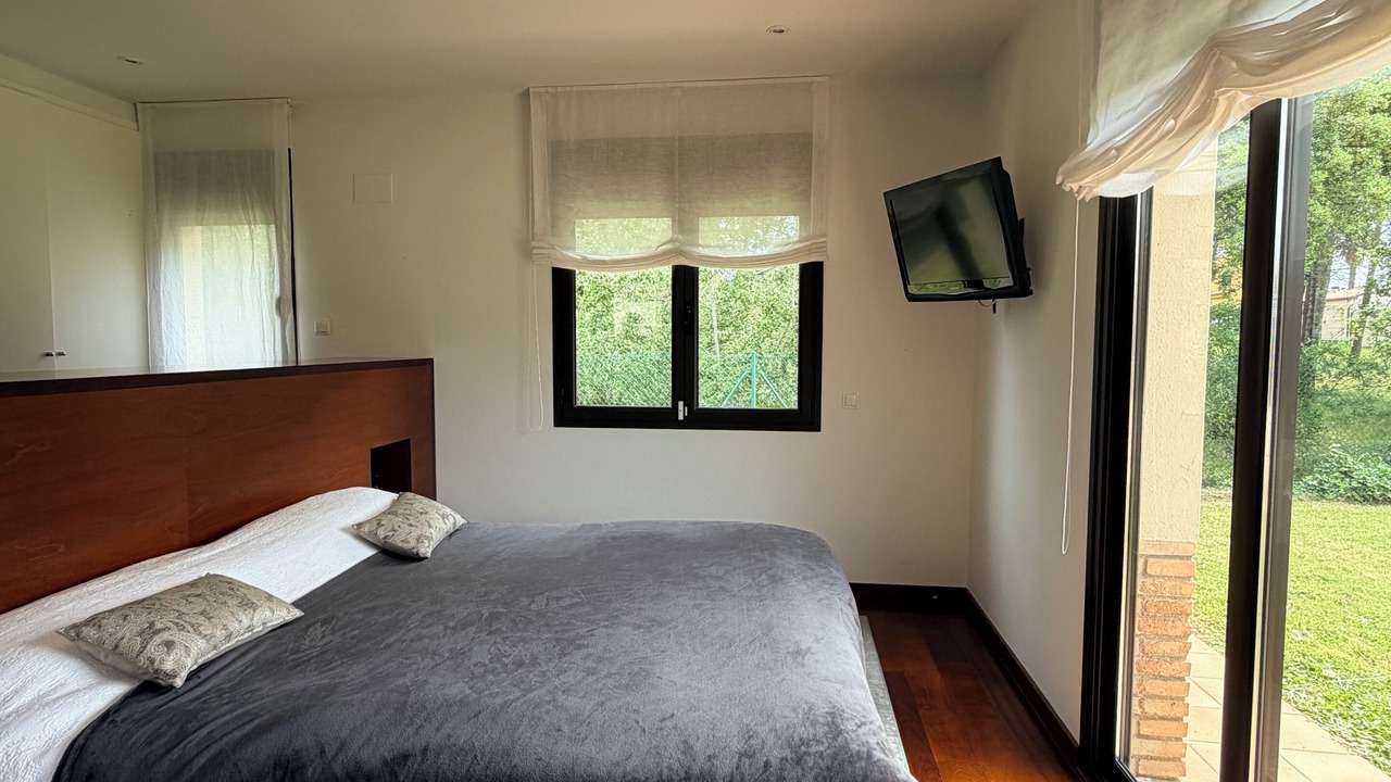 Photo of Bedroom in Perelada