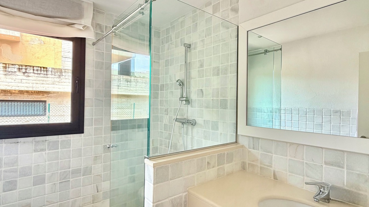 Photo of Bathroom in Perelada