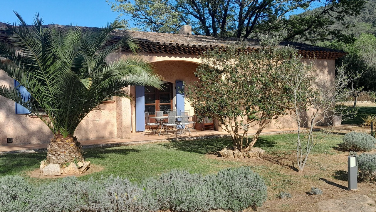 Photo of Patio Balcony in Sollies-Toucas