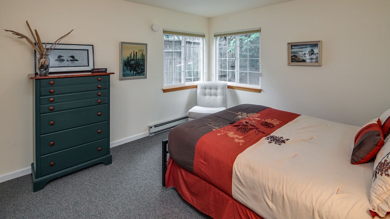 Photo of Others in Eastsound