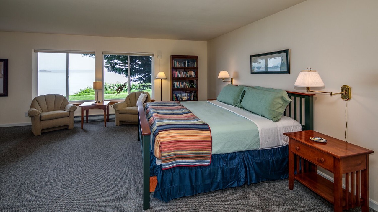 Photo of Others in Eastsound