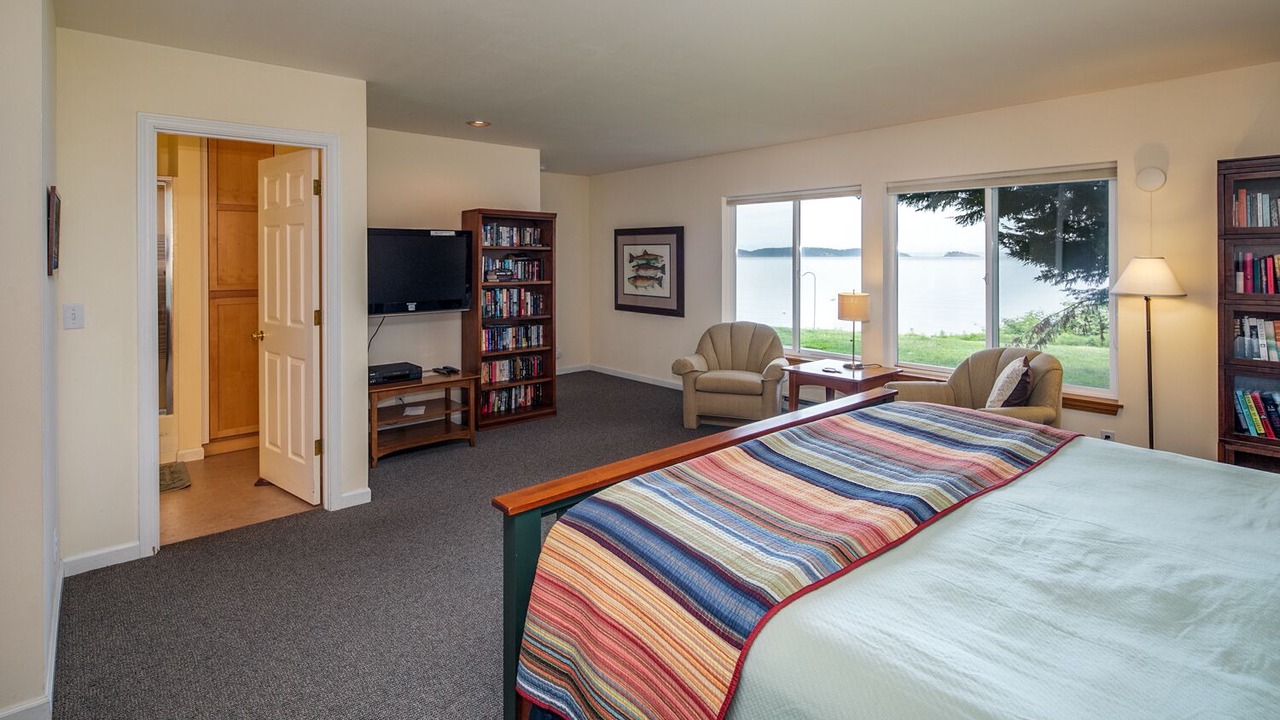 Photo of Others in Eastsound