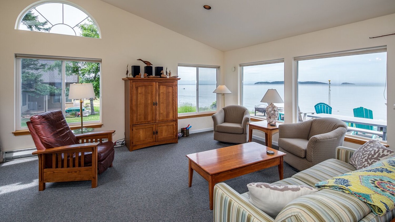 Photo of Others in Eastsound