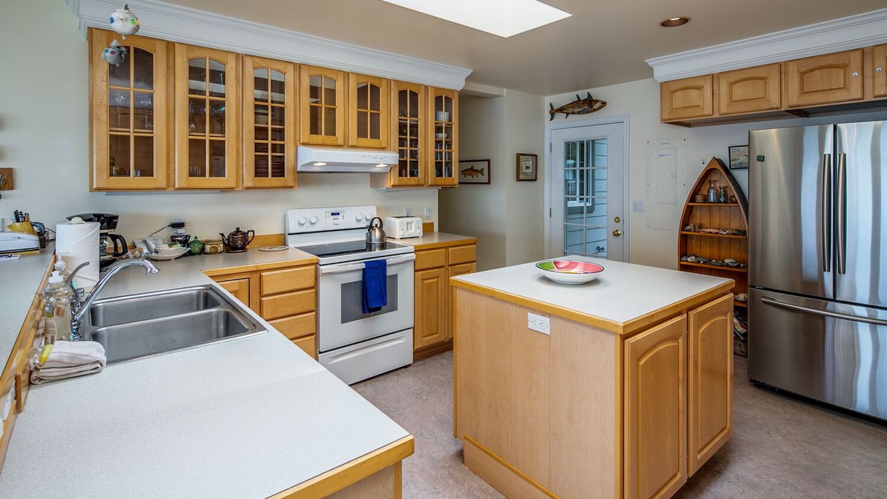 Photo of Others in Eastsound