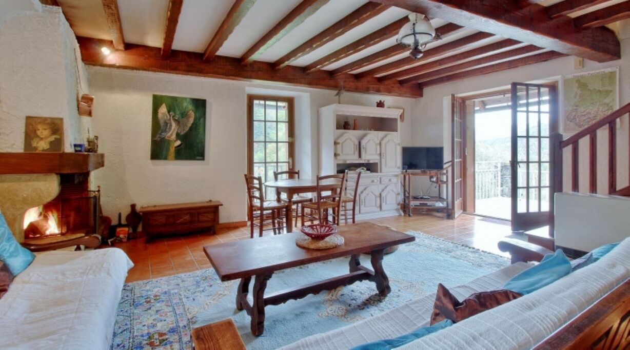Photo of Livingroom in Bareilles