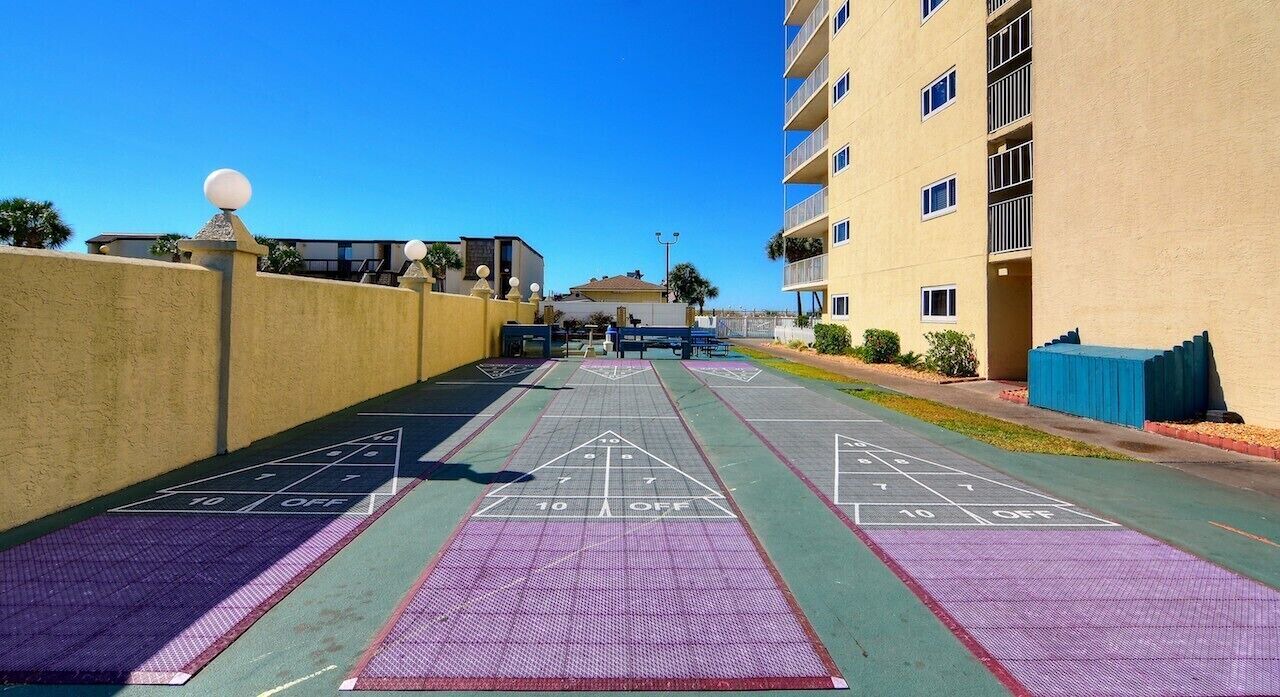 Photo of Others in Thomas Drive