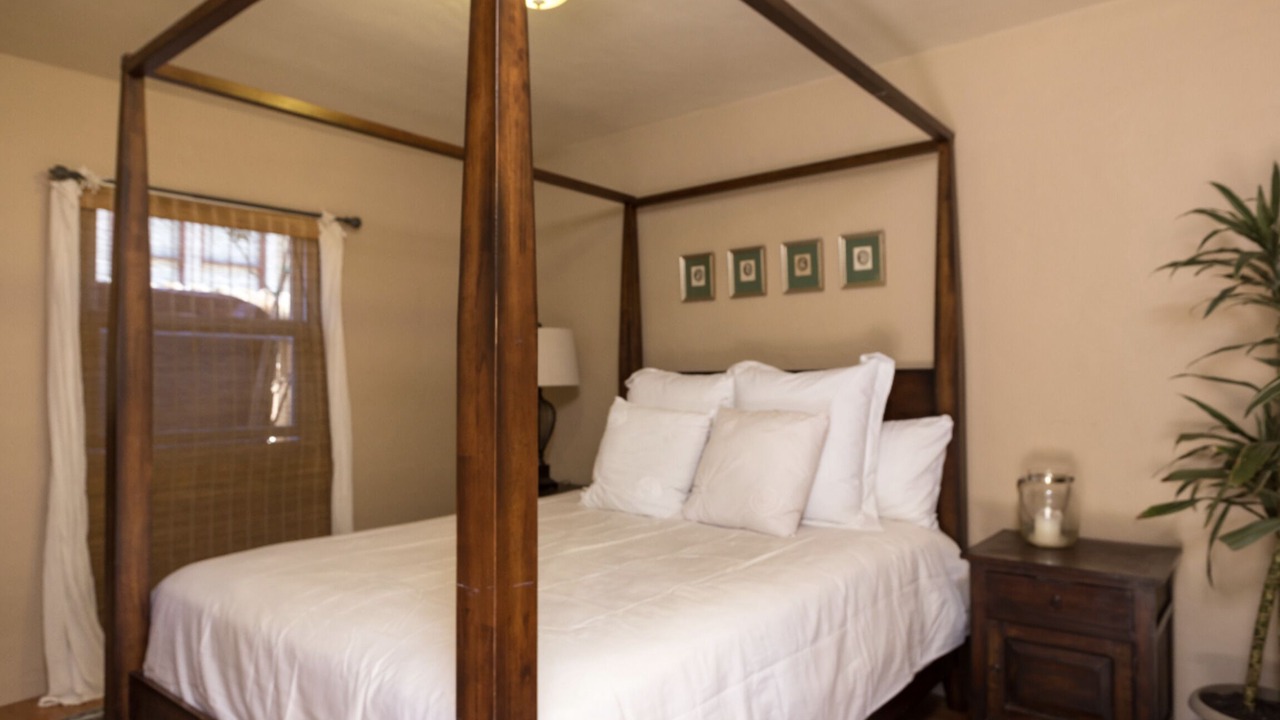 Photo of Bedroom in Oak Park