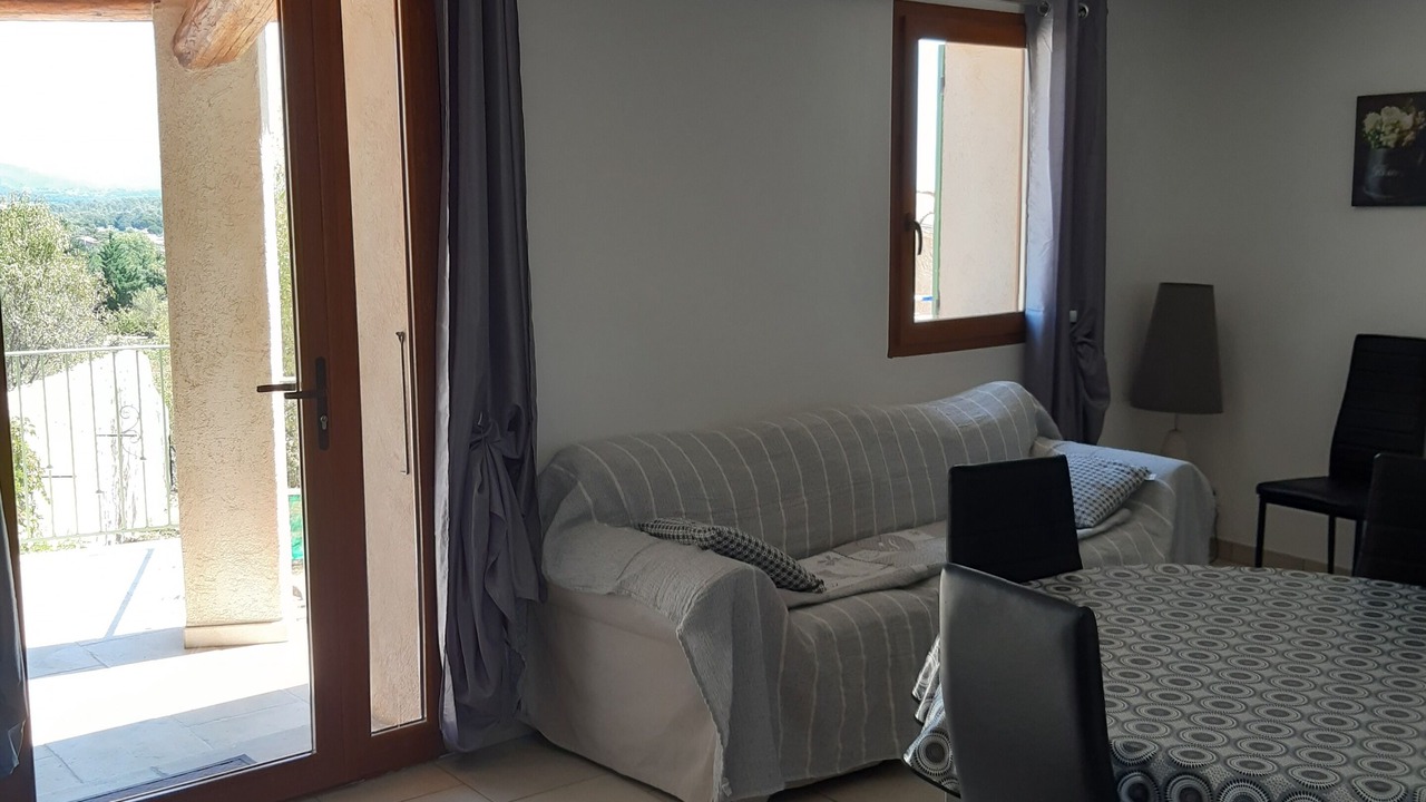 Photo of Livingroom in Regusse