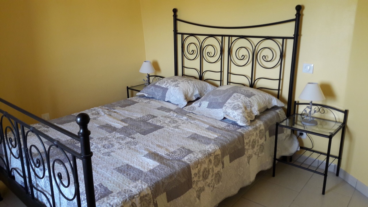 Photo of Bedroom in Regusse