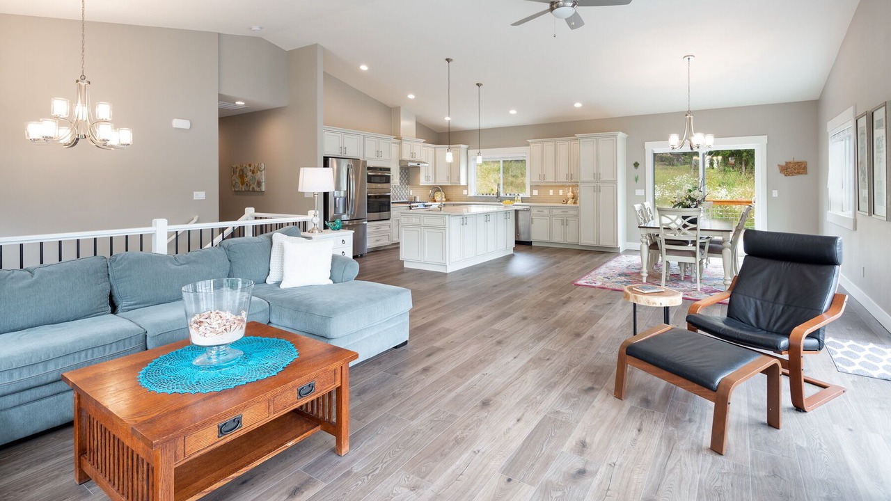 Photo of Livingroom in Sudden Valley