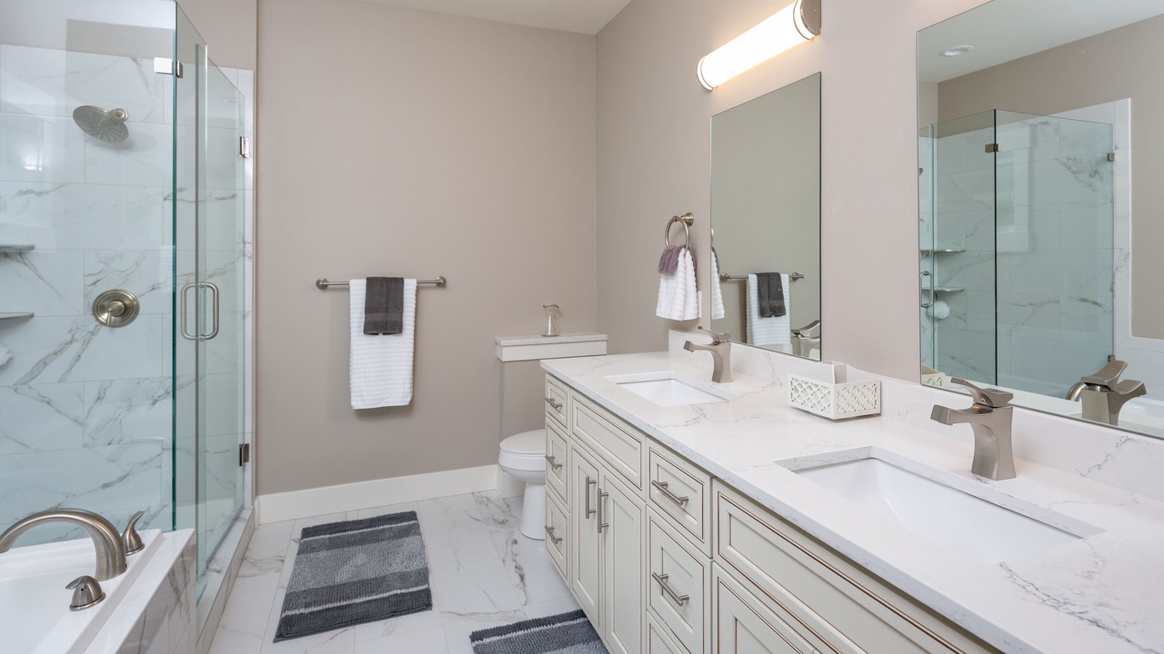 Photo of Others in Sudden Valley