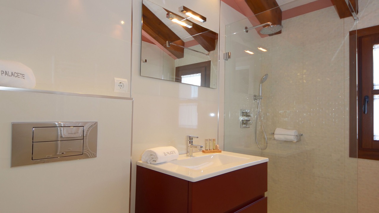 Photo of Bathroom in Ainsa-Sobrarbe