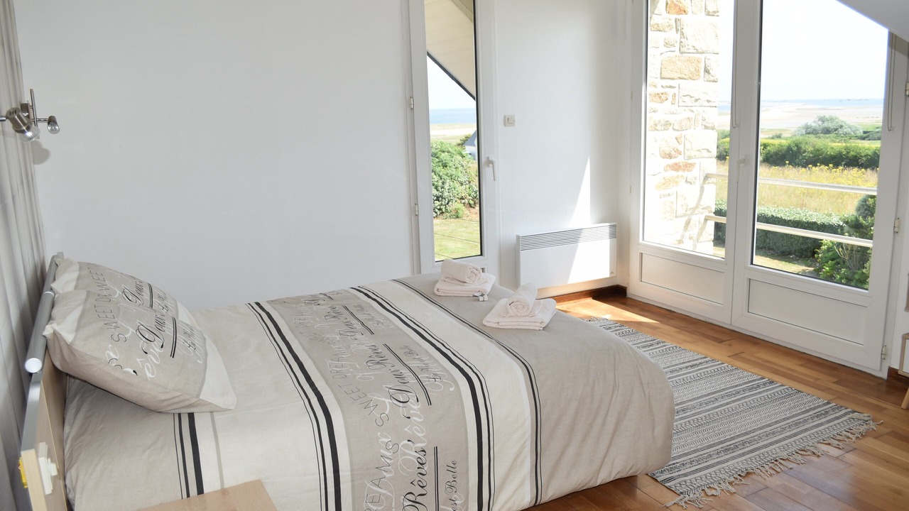 Photo of Bedroom in Pleubian