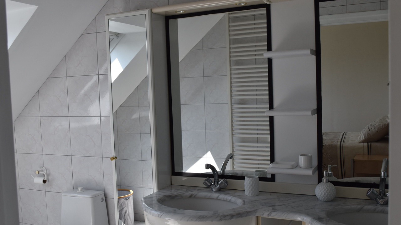 Photo of Bathroom in Pleubian