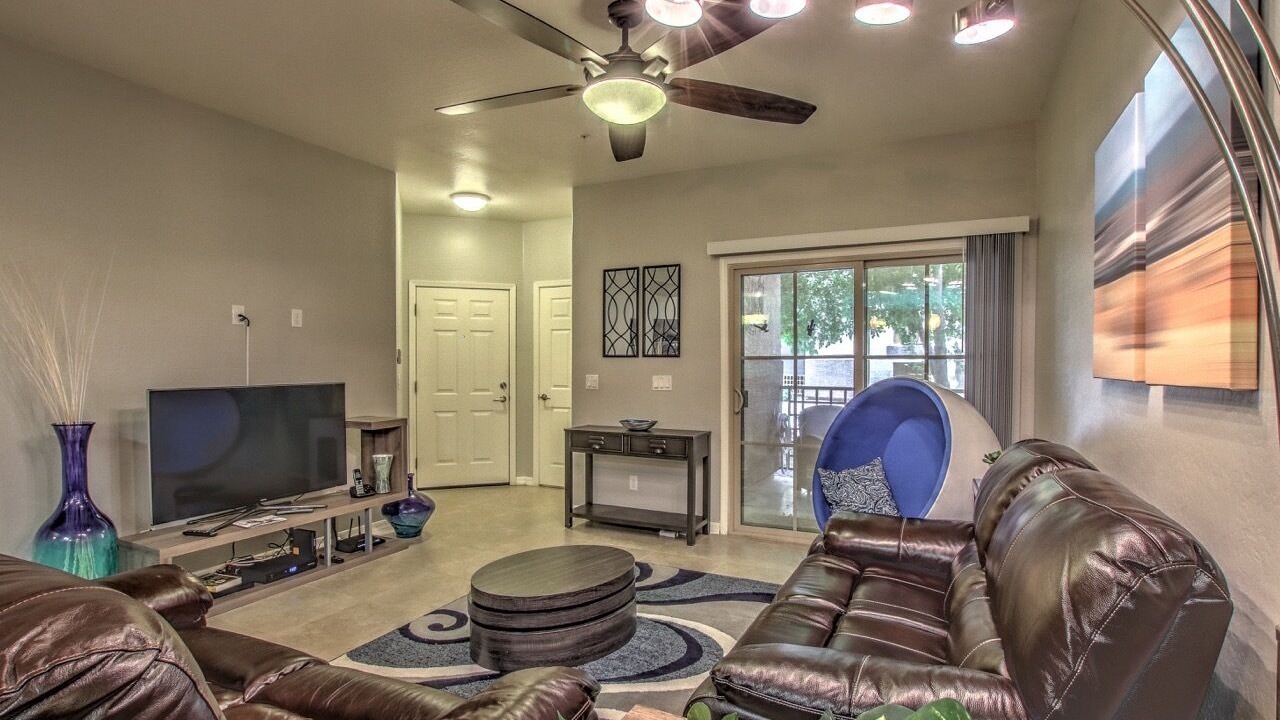 Photo of Livingroom in Parkwood Ranch