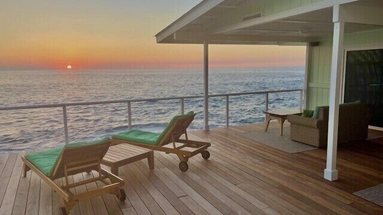 Photo of Others in Kahaluu Bay