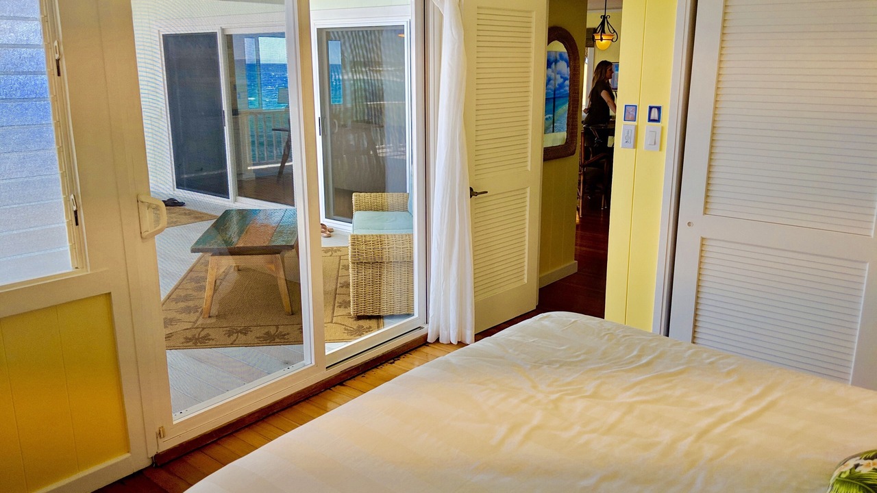Photo of Bedroom in Kahaluu Bay
