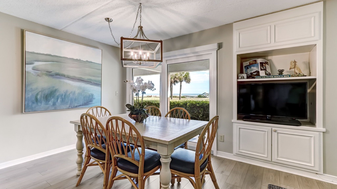 Photo of Others in Amelia City