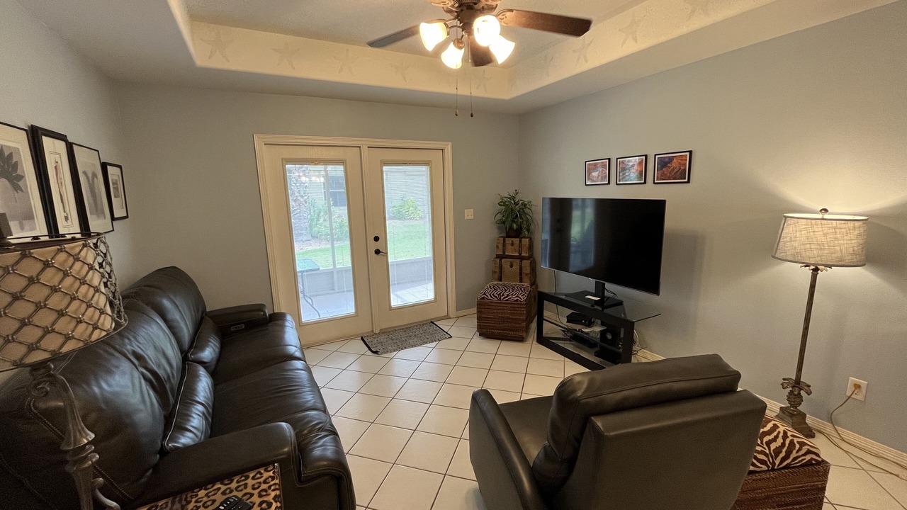 Photo of Livingroom in Laguna Vista