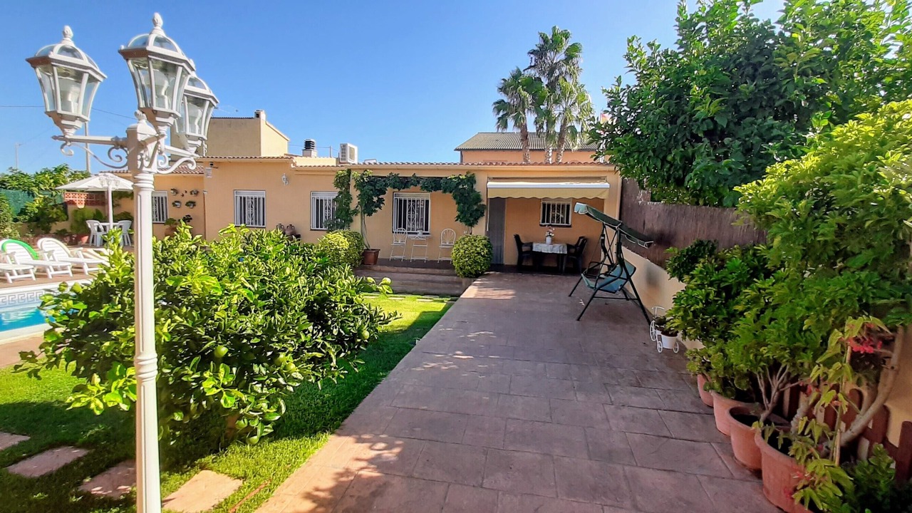 Photo of Patio Balcony in Santa Oliva