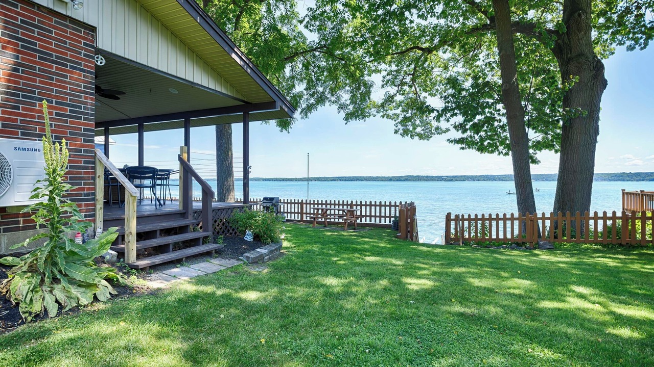 Photo of Patio Balcony in Seneca Falls