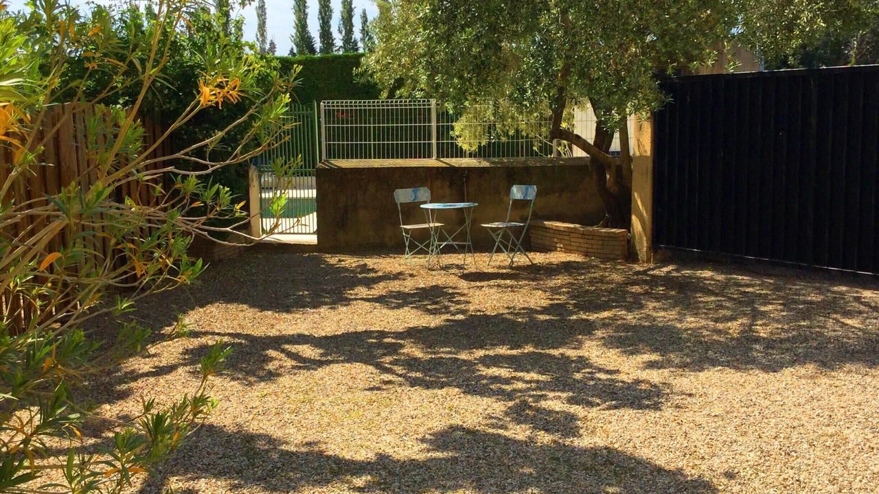 Photo of Outdoor in Bedarrides