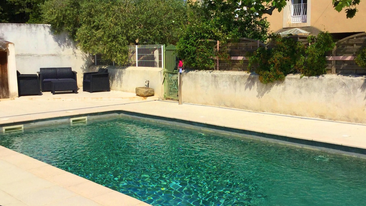 Photo of Outdoor in Bedarrides