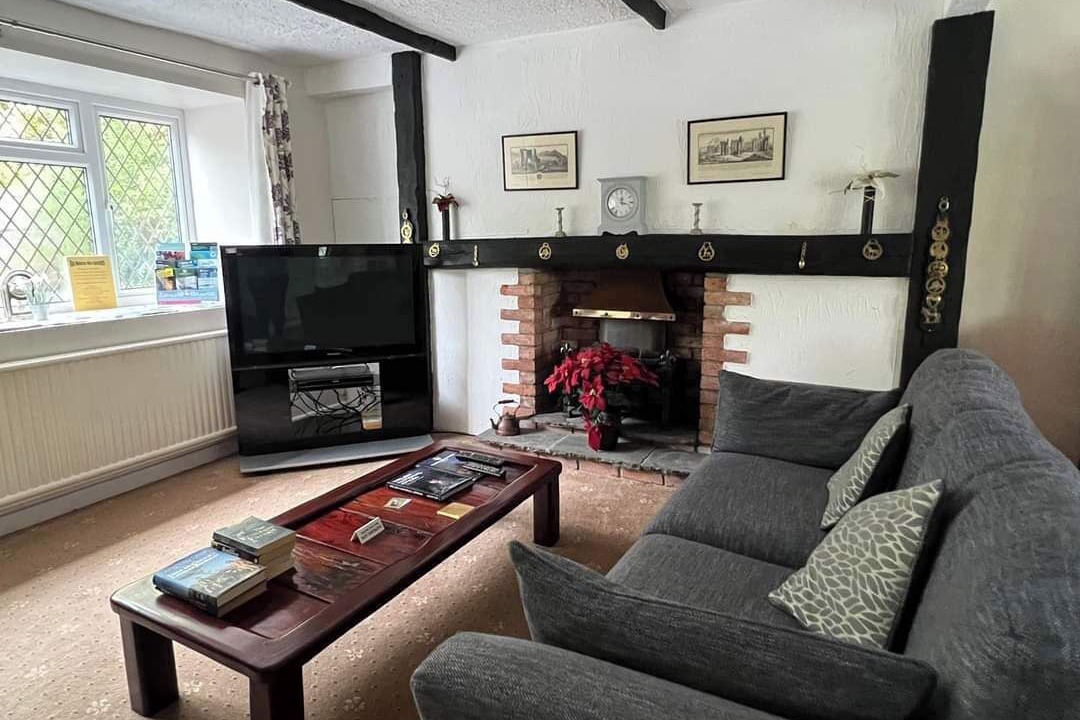 Photo of Others in Cadoxton