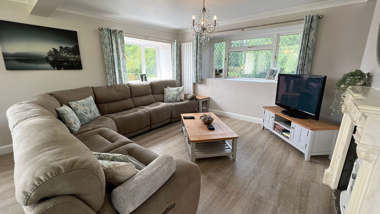 Photo of Livingroom in Cadoxton