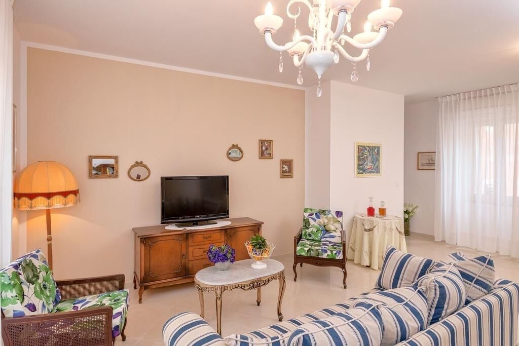 Photo of Livingroom in Island Hvar