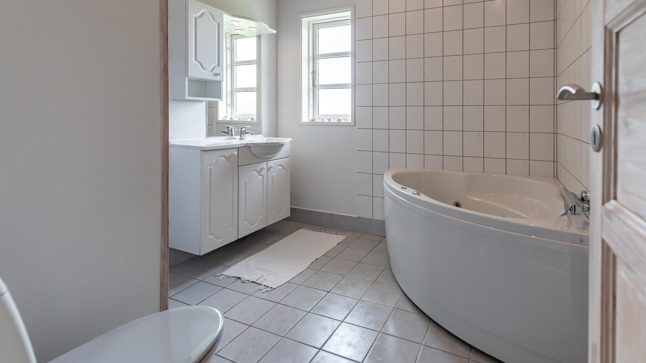 Photo of Bathroom in Frolunde