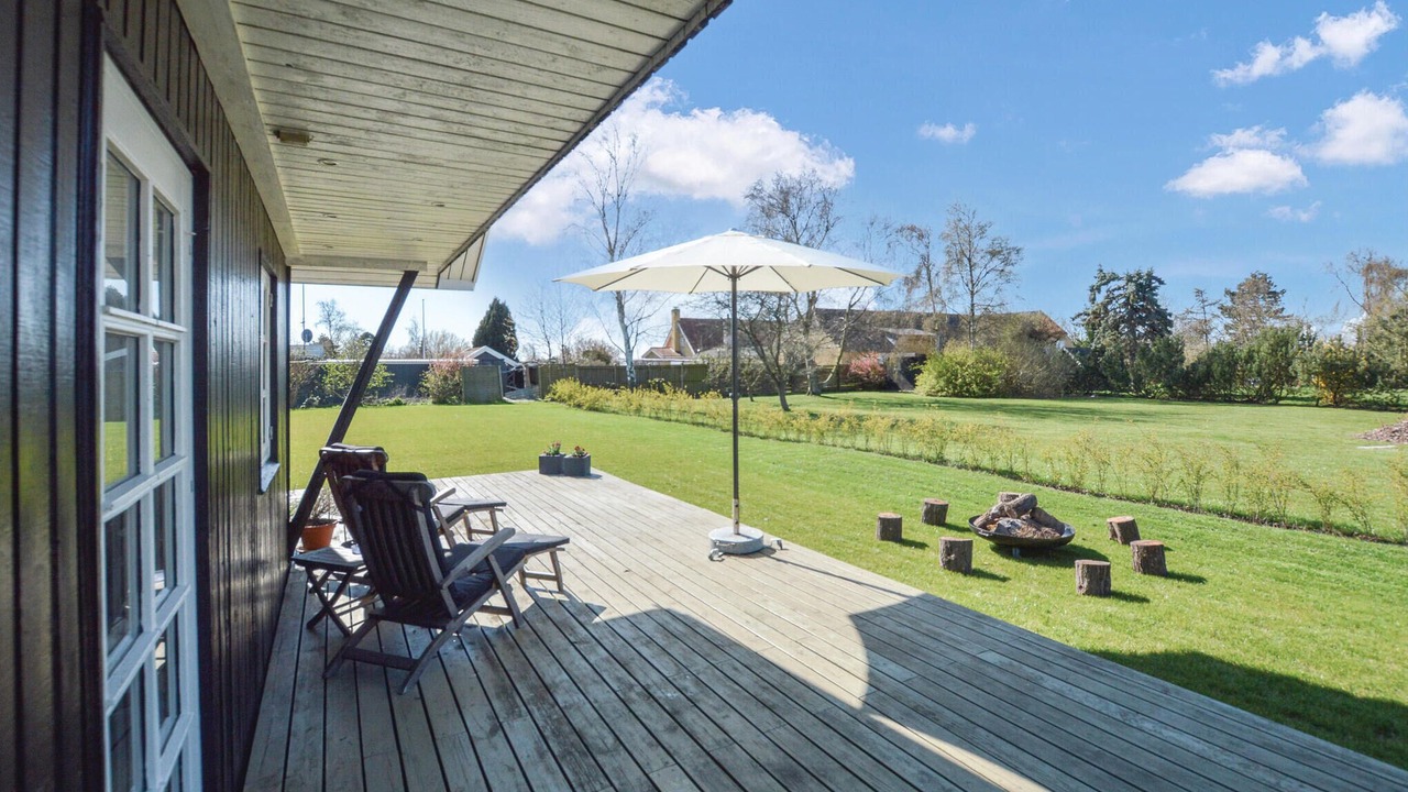 Photo of Others in Frolunde