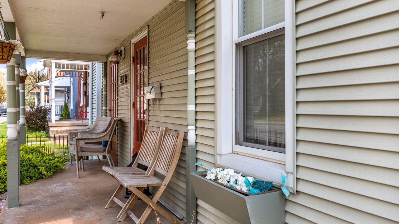 Photo of Patio Balcony in St. Charles Historic District