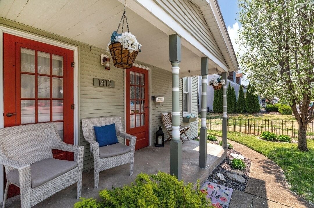 Photo of Patio Balcony in St. Charles Historic District