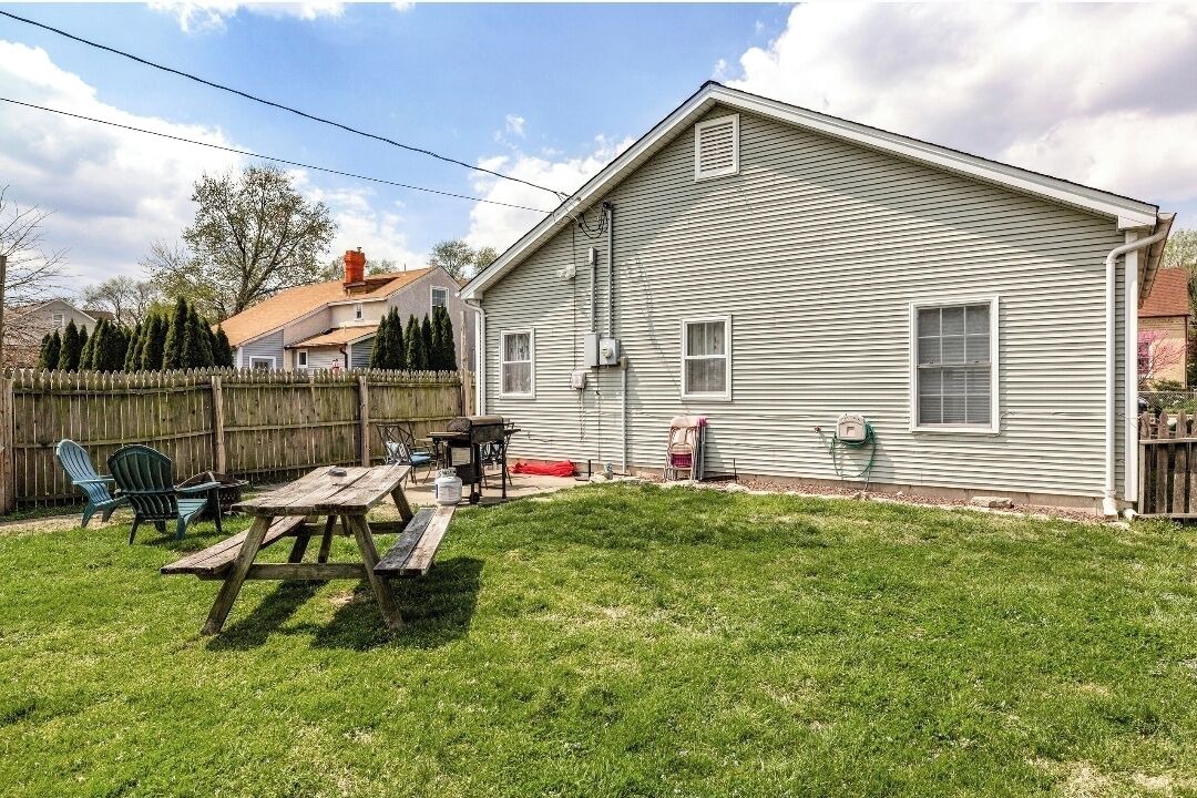 Photo of Outdoor in St. Charles Historic District