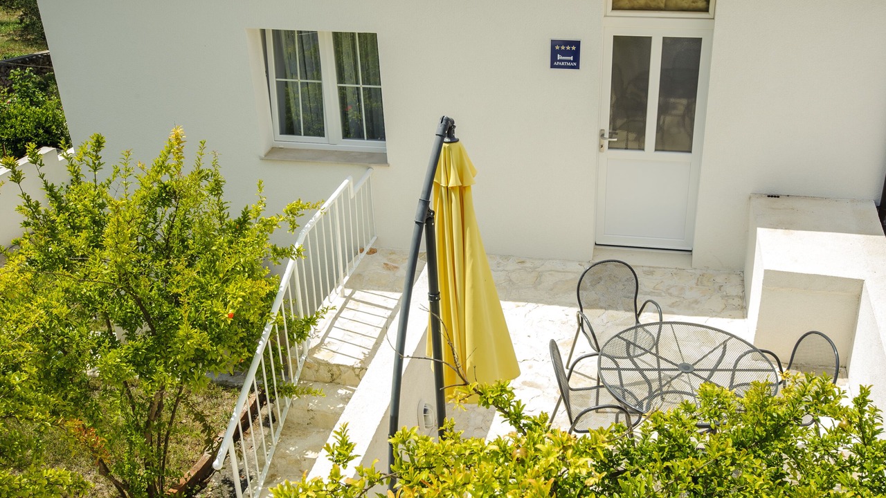Photo of Patio Balcony in Prvic Luka