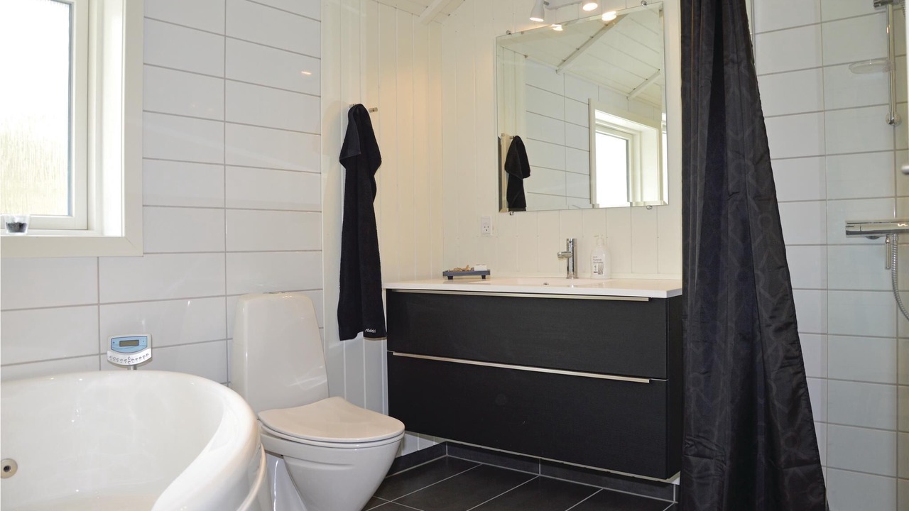 Photo of Bathroom in Hojby