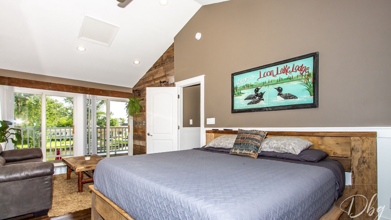 Photo of Bedroom in Channel Lake