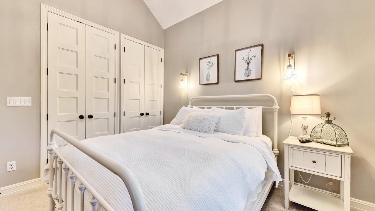 Photo of Bedroom in Lago Vista