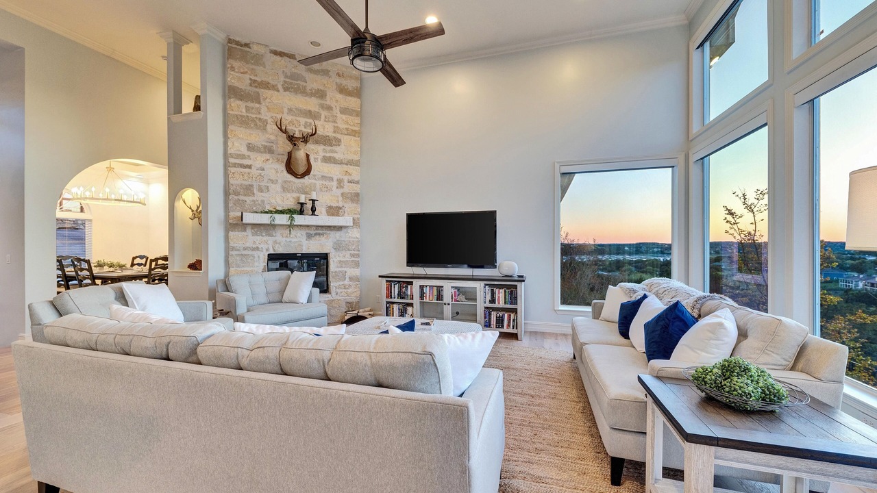 Photo of Bedroom in Lago Vista
