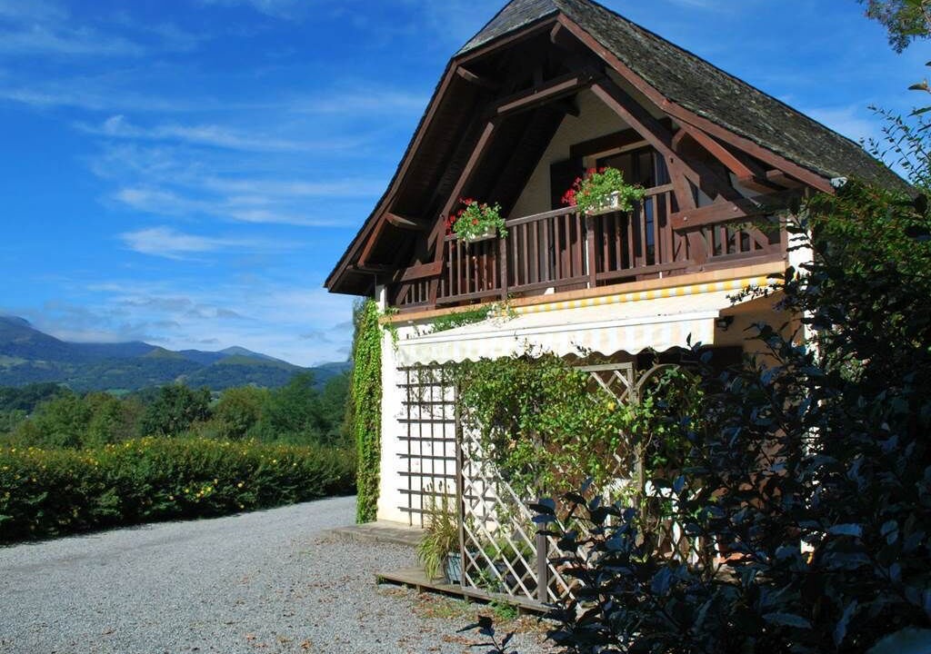 Photo of Outdoor in Menditte