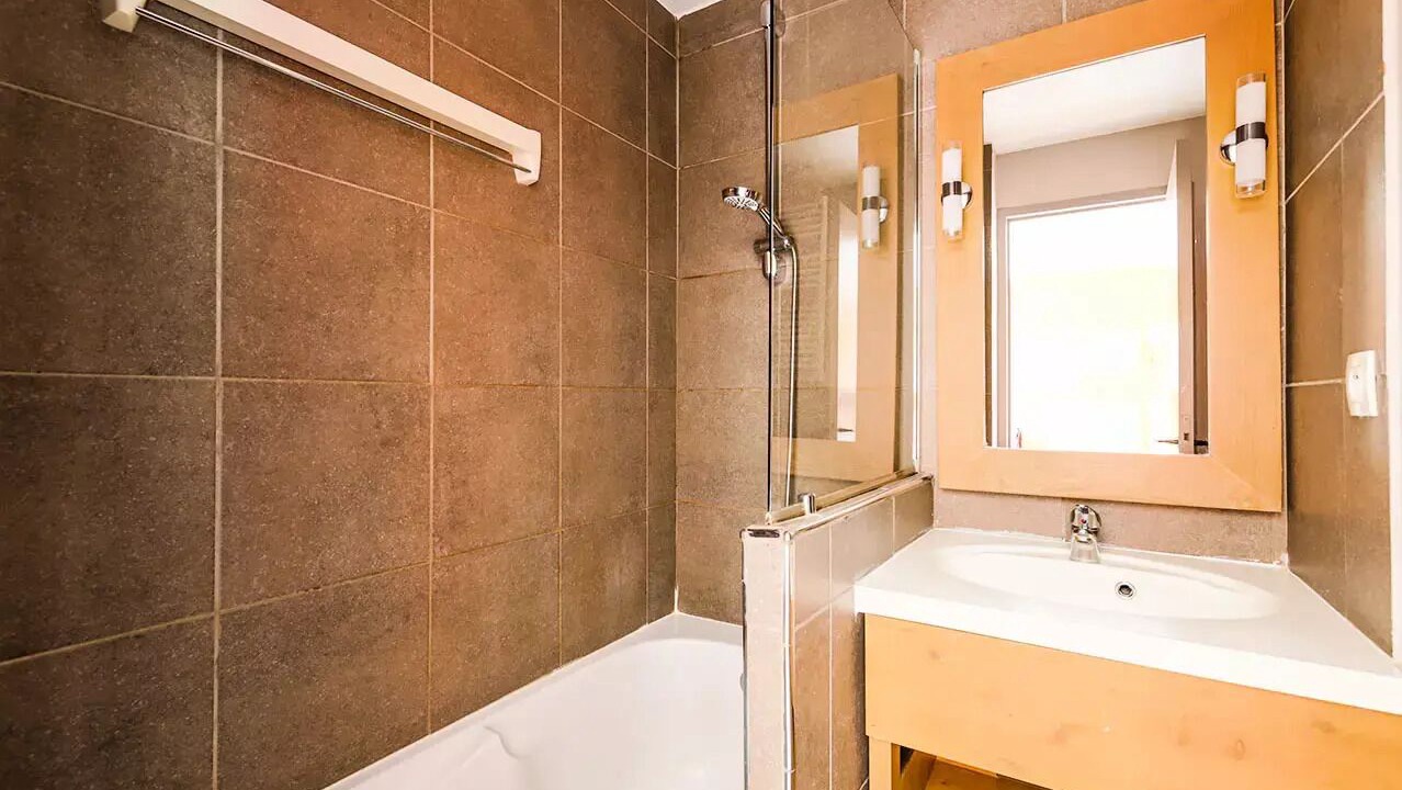 Photo of Bathroom in Jeux