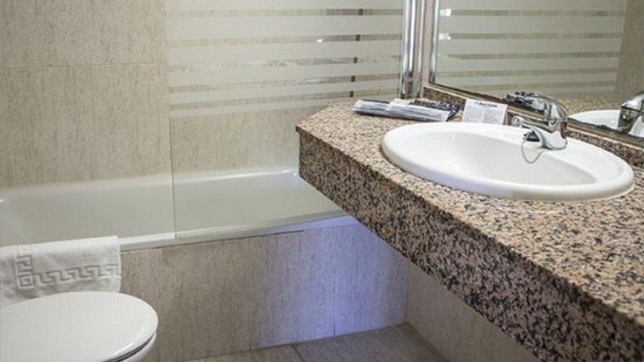 Photo of Bathroom in Salou City Centre