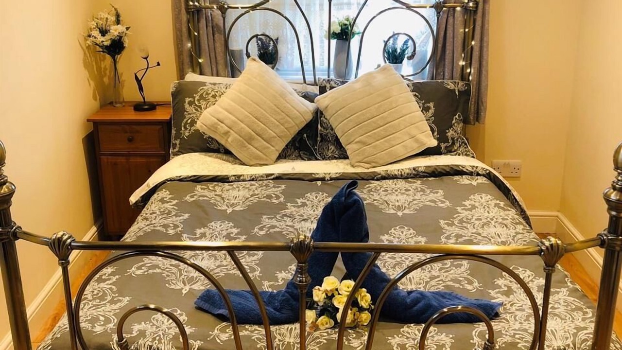 Photo of Bedroom in Barrow Gurney