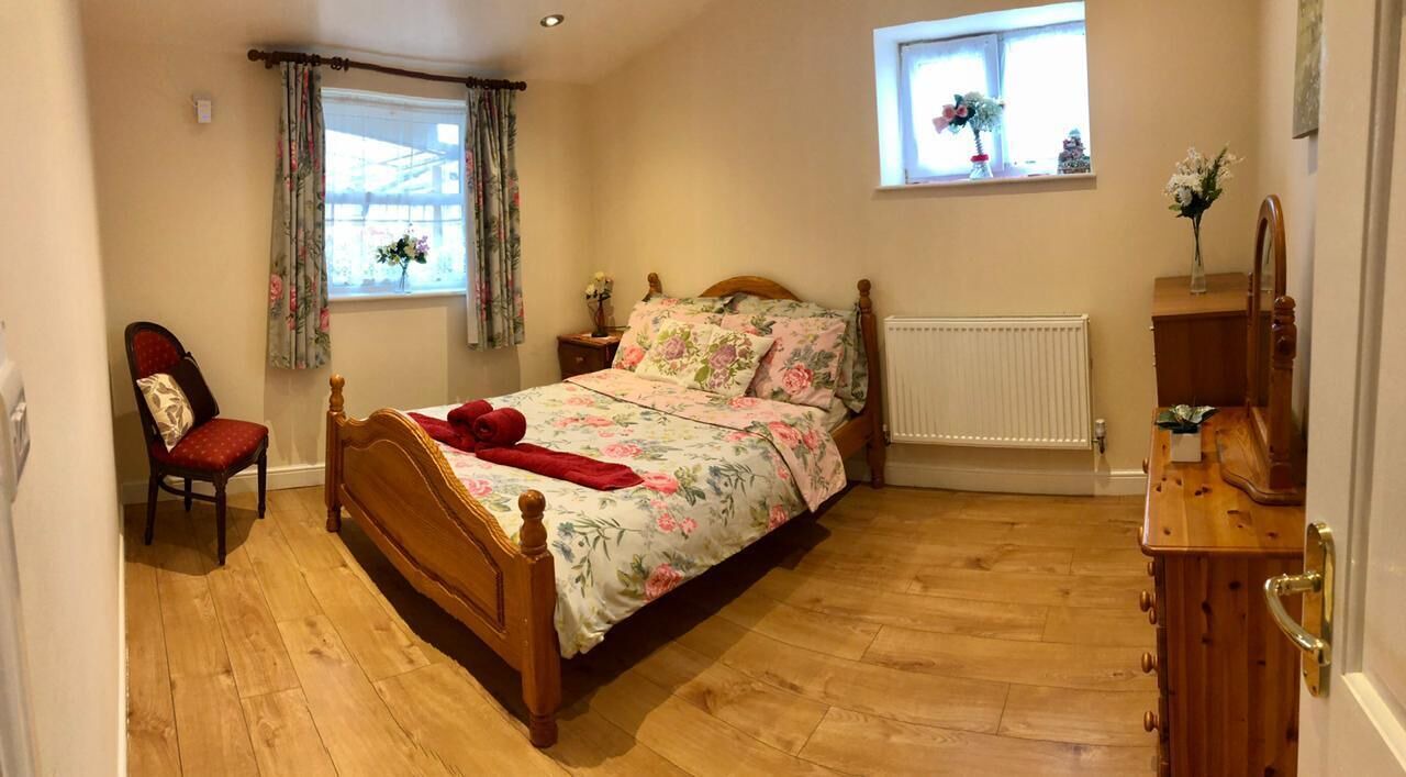 Photo of Bedroom in Barrow Gurney