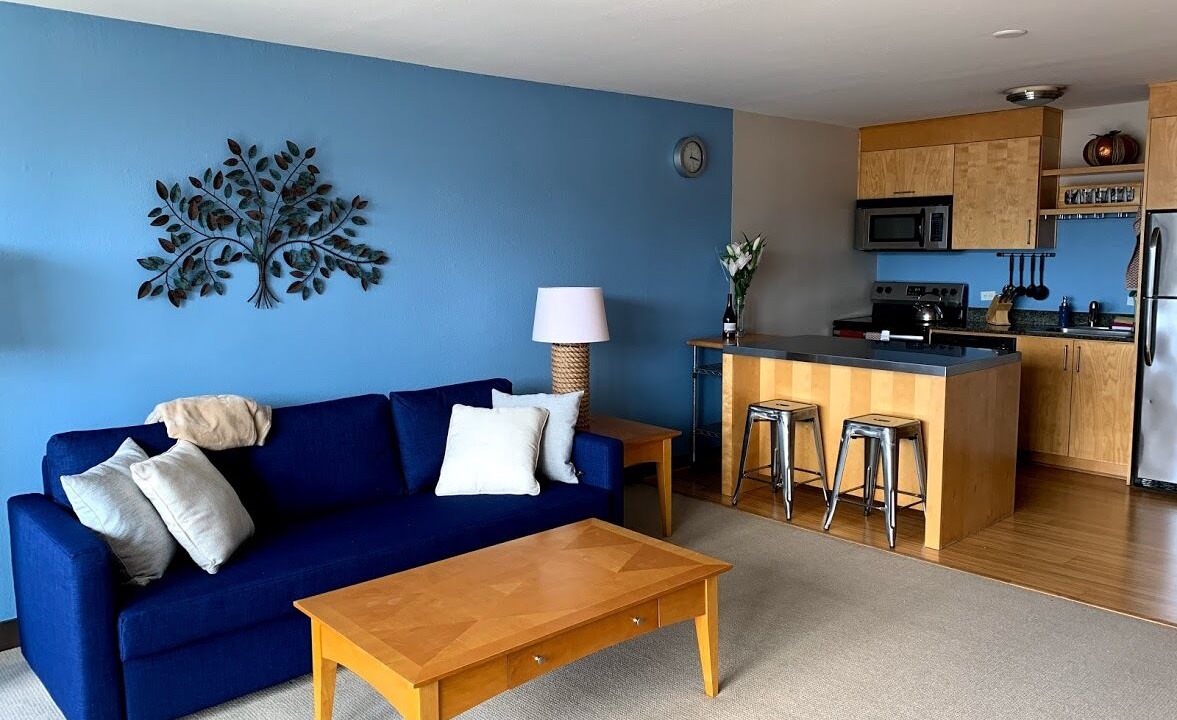 Photo of Livingroom in Downtown Portland
