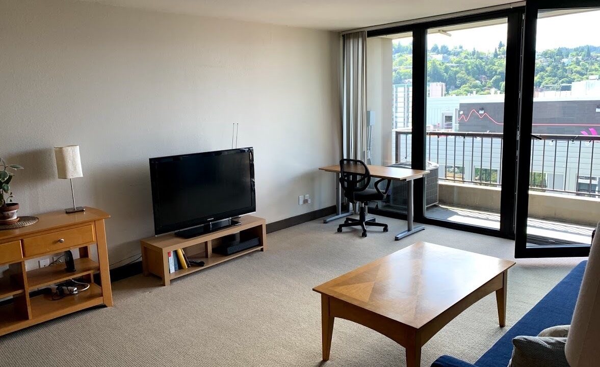 Photo of Livingroom in Downtown Portland