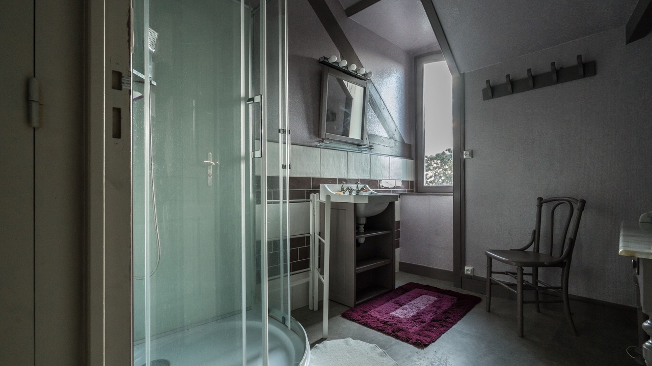 Photo of Bathroom in Saint-Lunaire