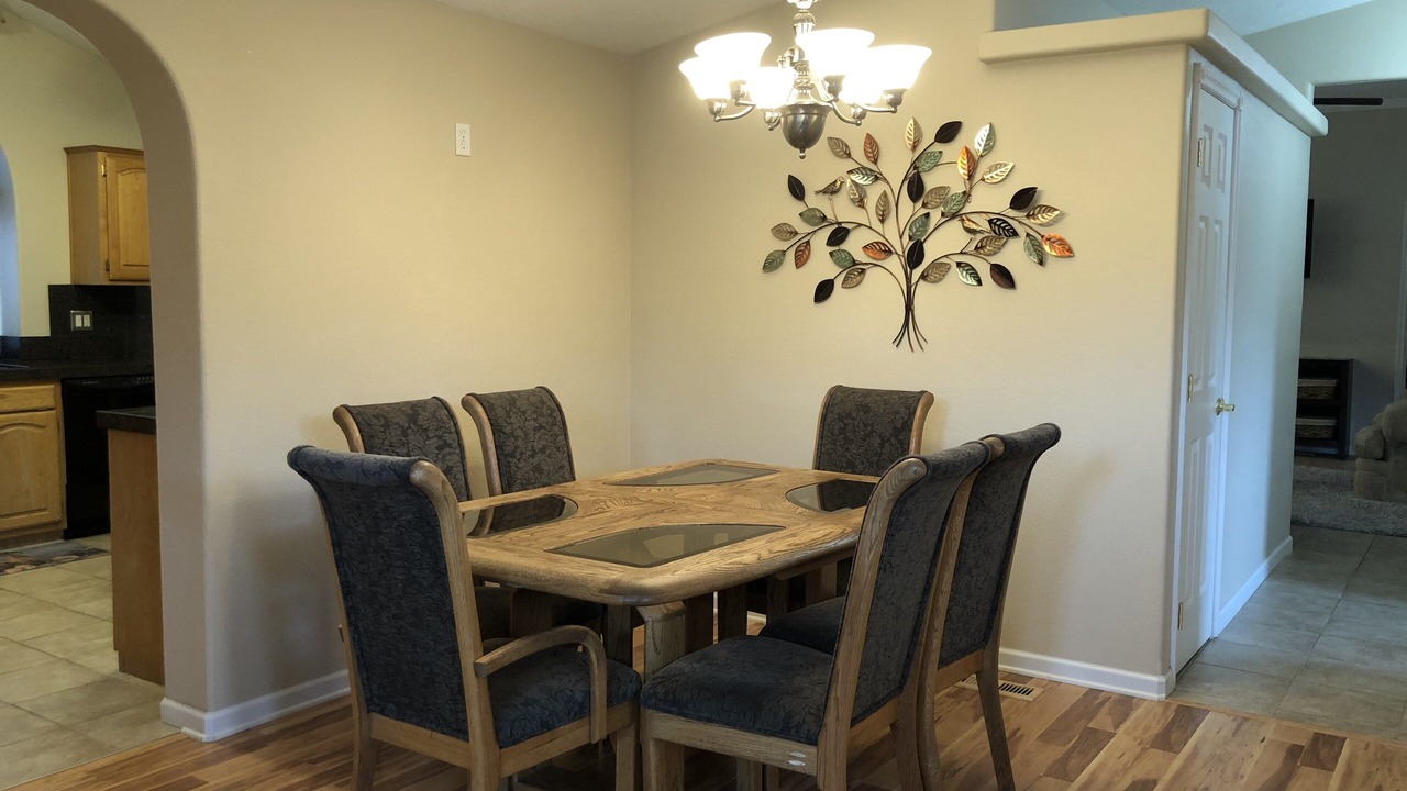 Photo of Livingroom in Monitor